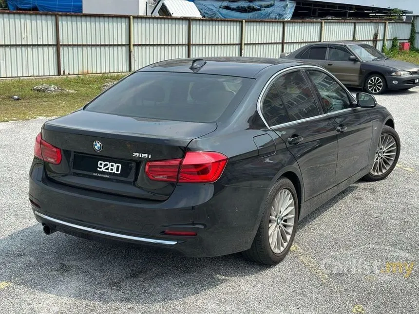 2017 BMW 318i Luxury Sedan