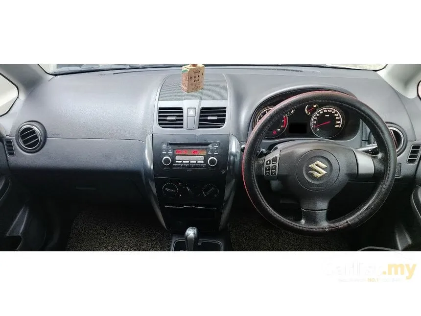 2010 Suzuki SX4 Sedan