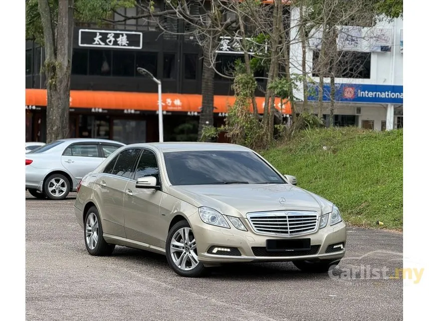 2010 Mercedes-Benz E200 Elegance CGI Sedan