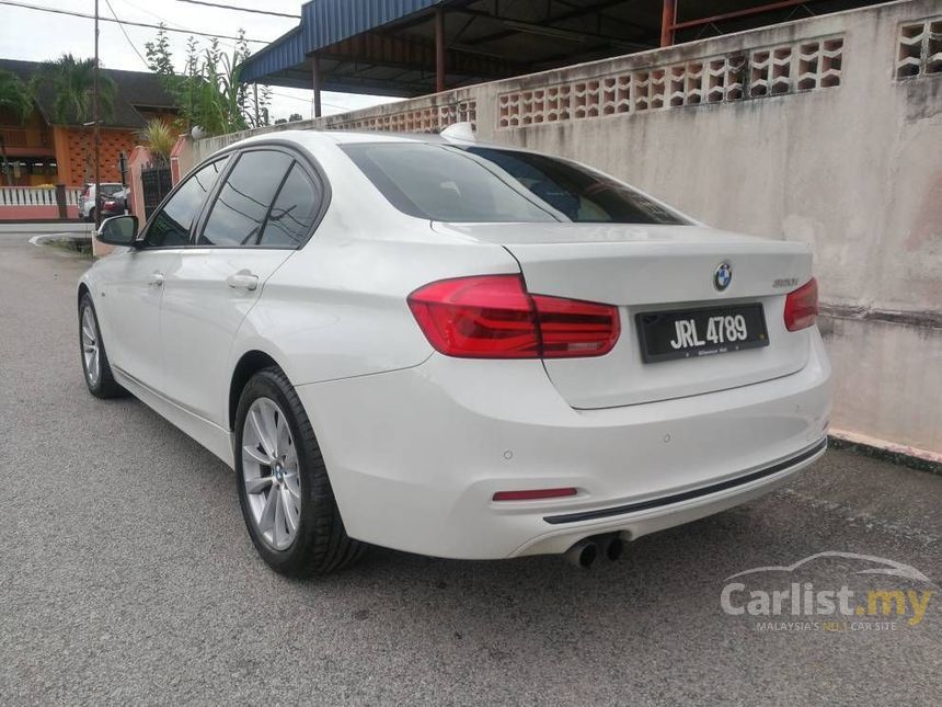 BMW 320i 2016 Sport Line 2.0 in Johor Automatic Sedan 