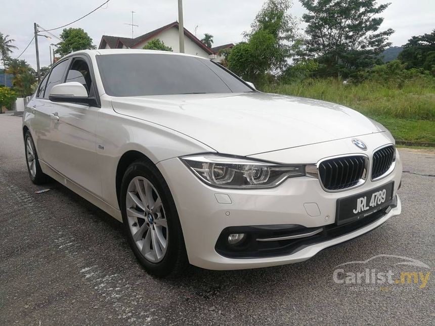 BMW 320i 2016 Sport Line 2.0 in Johor Automatic Sedan 