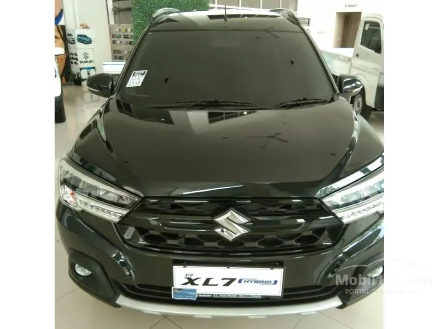Jual Mobil Suzuki XL7 2024 BETA Hybrid 1.5 di Banten Automatic Wagon Hitam Rp 266.350.000