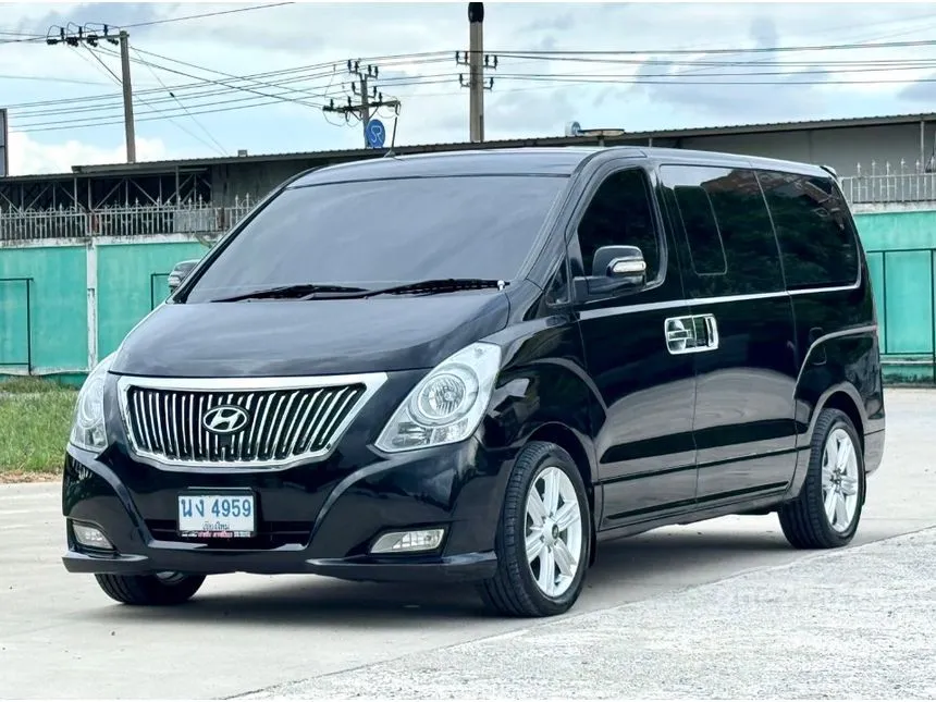 2013 Hyundai H-1 Deluxe Van