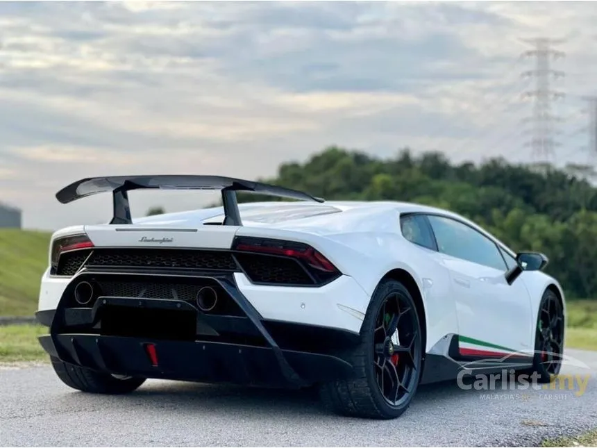 2019 Lamborghini Huracan Performante Coupe