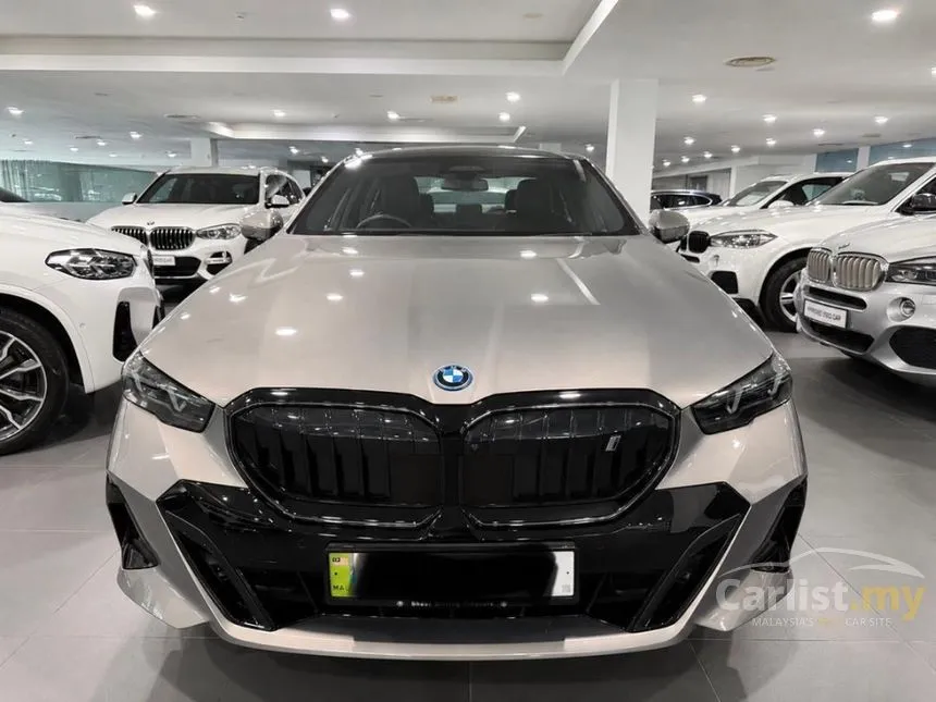 2025 BMW i5 eDrive40 M Sport Sedan