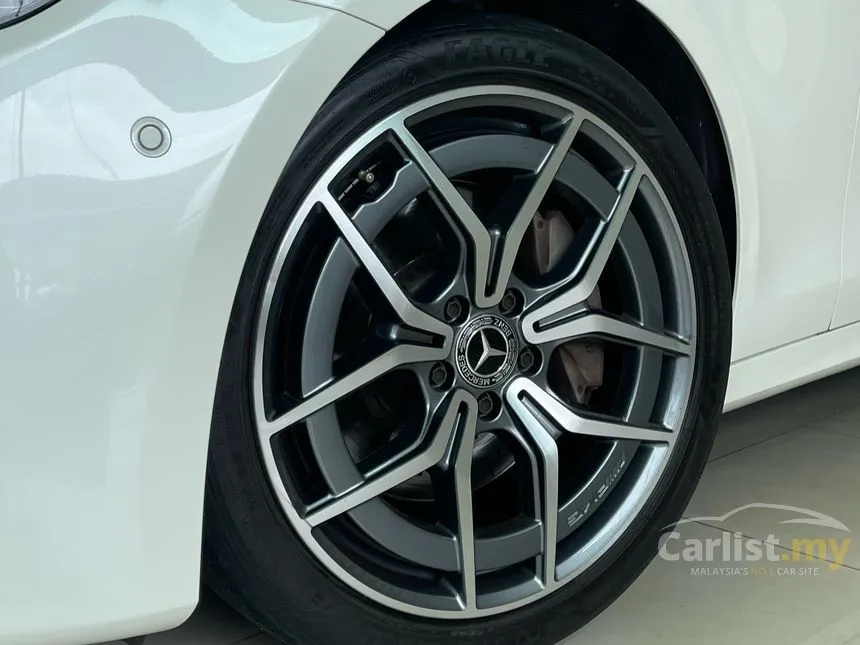 2022 Mercedes-Benz E200 AMG Sedan