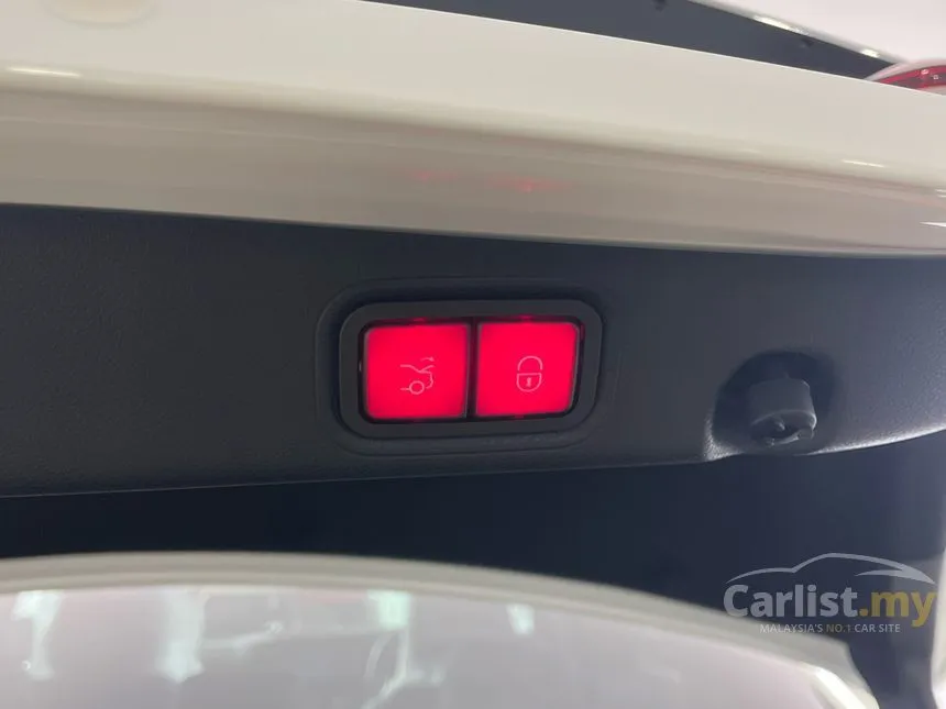 2022 Mercedes-Benz E200 AMG Sedan