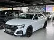 Recon 2019 Audi Q8 3.0 TFSI RSQ8 BodyKit ( Panoramic Roof, SurroundCam, B&O Sound System, RSQ8 22 Inch Wheel, Airmatic Suspension, Power Boot, SUV)