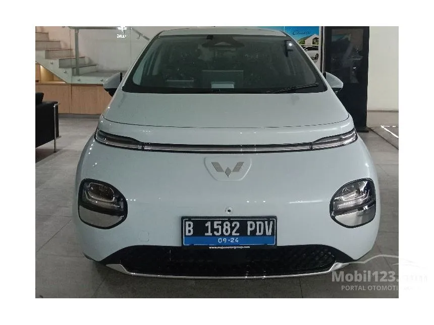 Jual Mobil Wuling Cloud EV 2024 EV di DKI Jakarta Automatic Hatchback Putih Rp 394.000.000