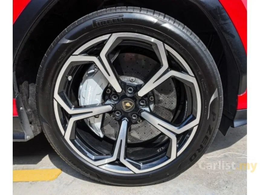 2019 Lamborghini Urus SUV