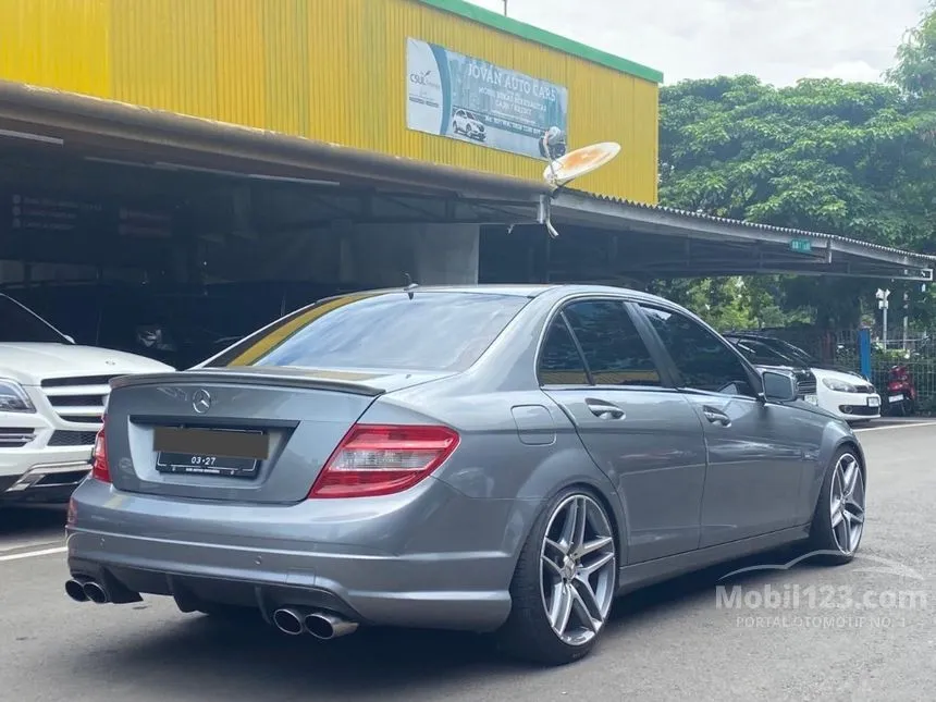 2011 Mercedes-Benz C200 CGI Sedan