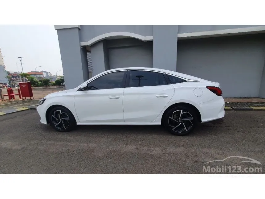 2022 MG 5 GT Ignite Sedan