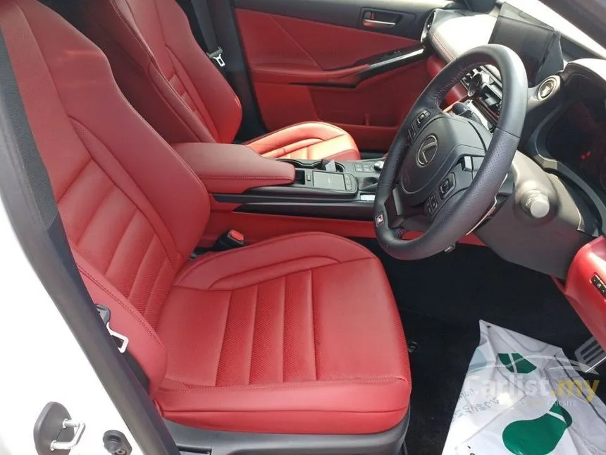 2022 Lexus IS 300 F Sport Sedan