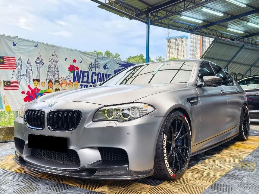 2012 BMW M5 Sedan
