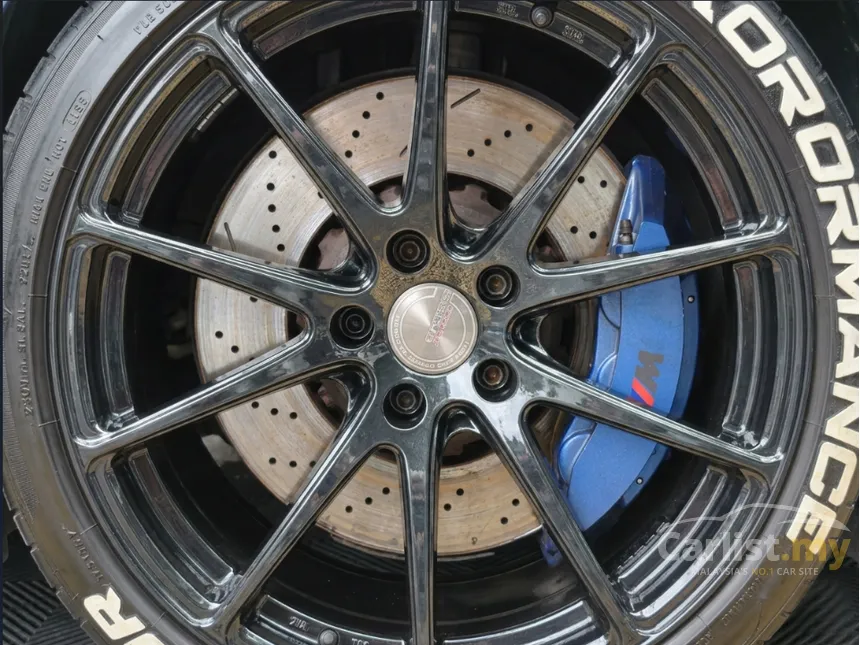 2012 BMW M5 Sedan