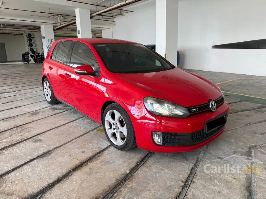 2010 Volkswagen Golf GTI Hatchback