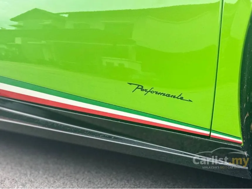 2017 Lamborghini Huracan Performante Coupe