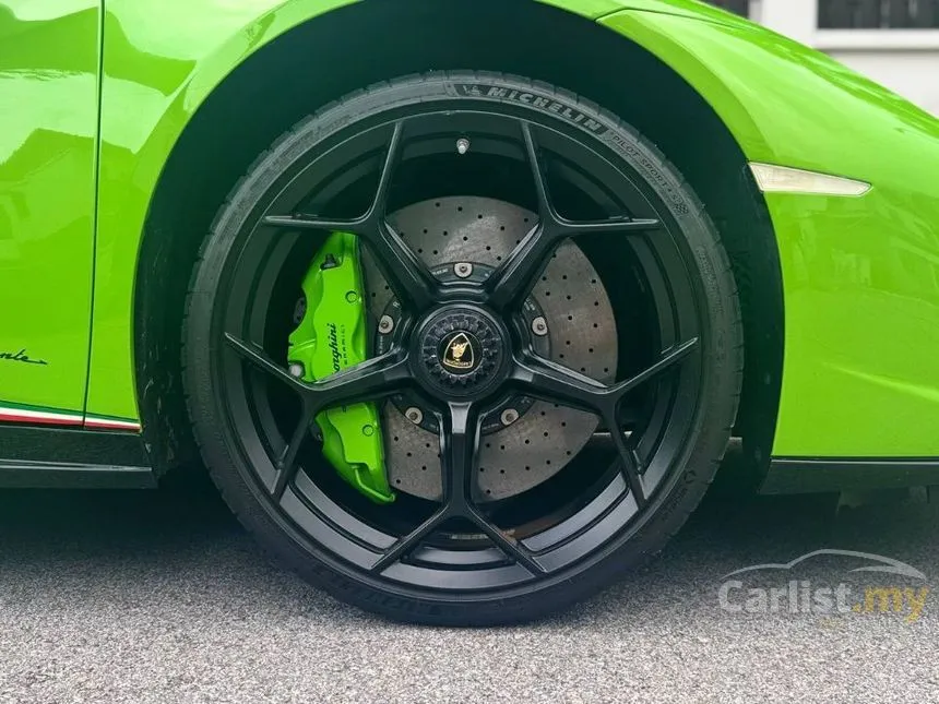 2017 Lamborghini Huracan Performante Coupe