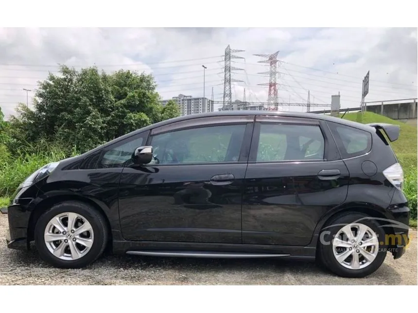 2014 Honda Jazz Hybrid Hatchback