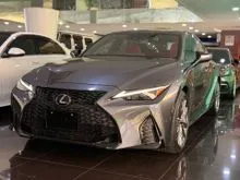 2021 Lexus IS 300 2.0 F Sport Sedan GRADE 5A RED INTERIOR SUNROOF MEMORY SEAT ORANGE CALLIPERS ONLY 26K KM