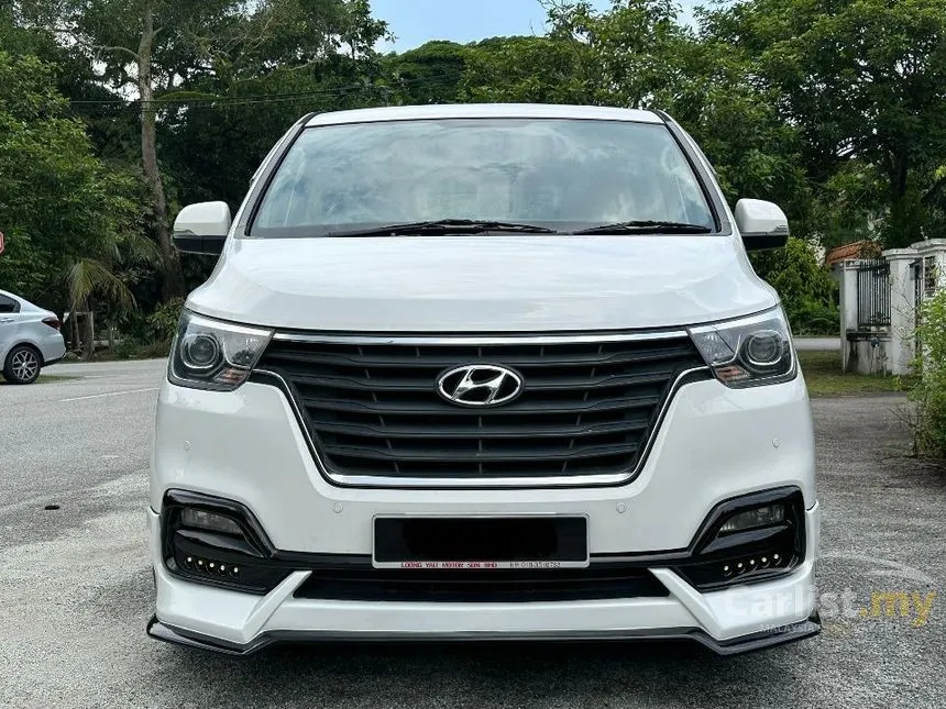2019 Hyundai Grand Starex Executive MPV