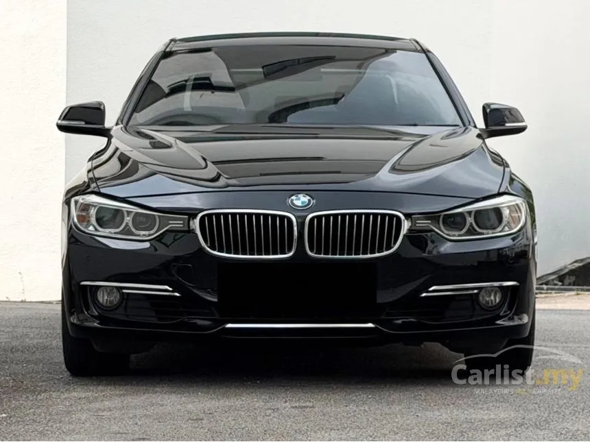 2012 BMW 320i Luxury Line Sedan