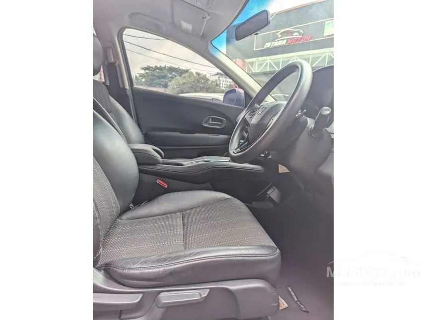 2016 Honda HR-V E SUV