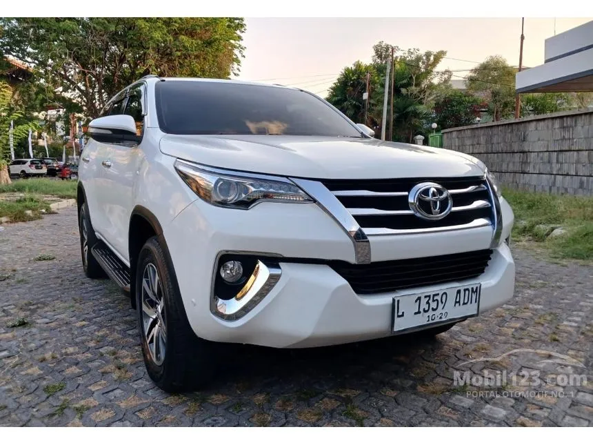 Jual Mobil Toyota Fortuner 2017 VRZ 2.4 di Jawa Timur Automatic SUV Putih Rp 355.000.000