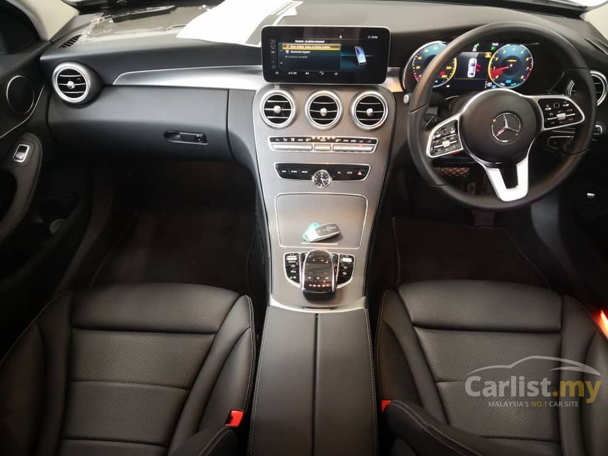 Mercedes-Benz C200 2018 AMG 2.0 in Selangor Automatic Sedan Grey for RM ...