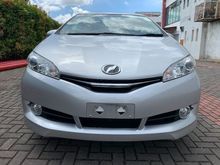 2017 Toyota Wish 1.8L**PUSH START**KEYLESS**5 YEARS WARRANTY**LOCAL PLAYER**MUST VIEW