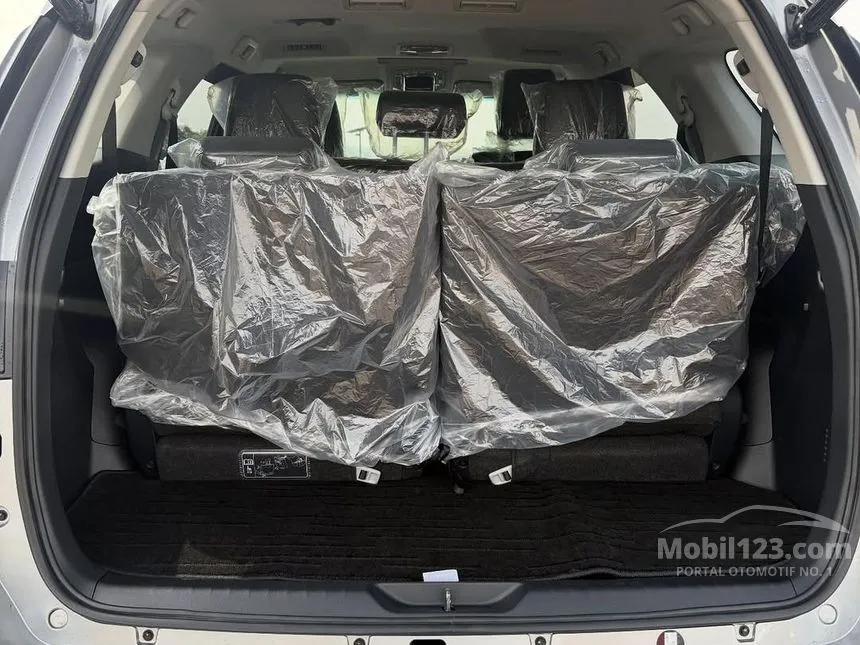 2026 Toyota Fortuner VRZ TSS GR Parts Aero Pkg (1 Tone) (N/Prem Clr) SUV