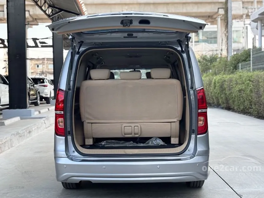 2019 Hyundai H-1 Elite Van