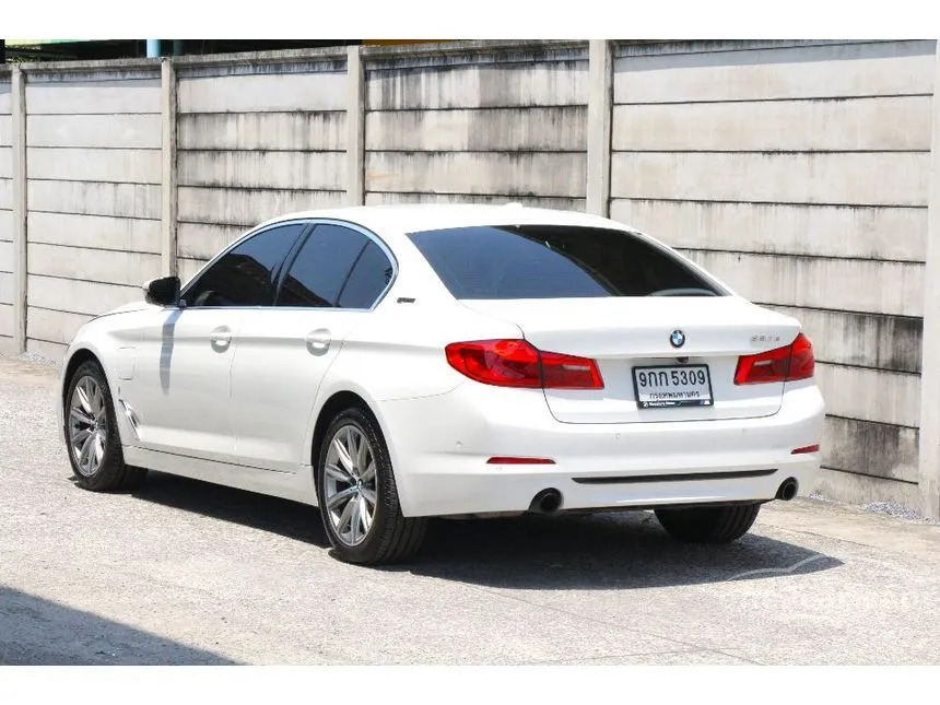 2019 BMW 530e Elite Sedan