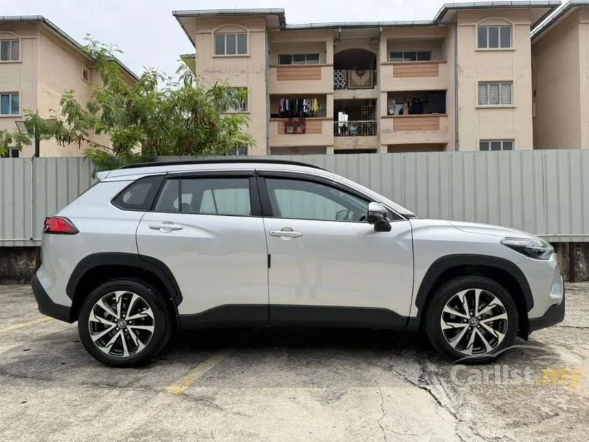 2025 Toyota Corolla Cross V SUV