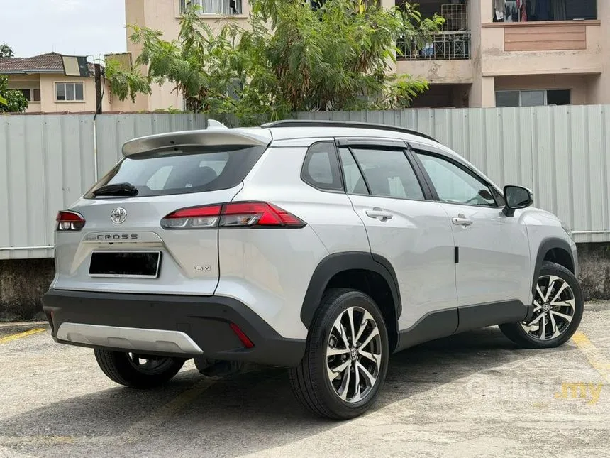 2025 Toyota Corolla Cross V SUV