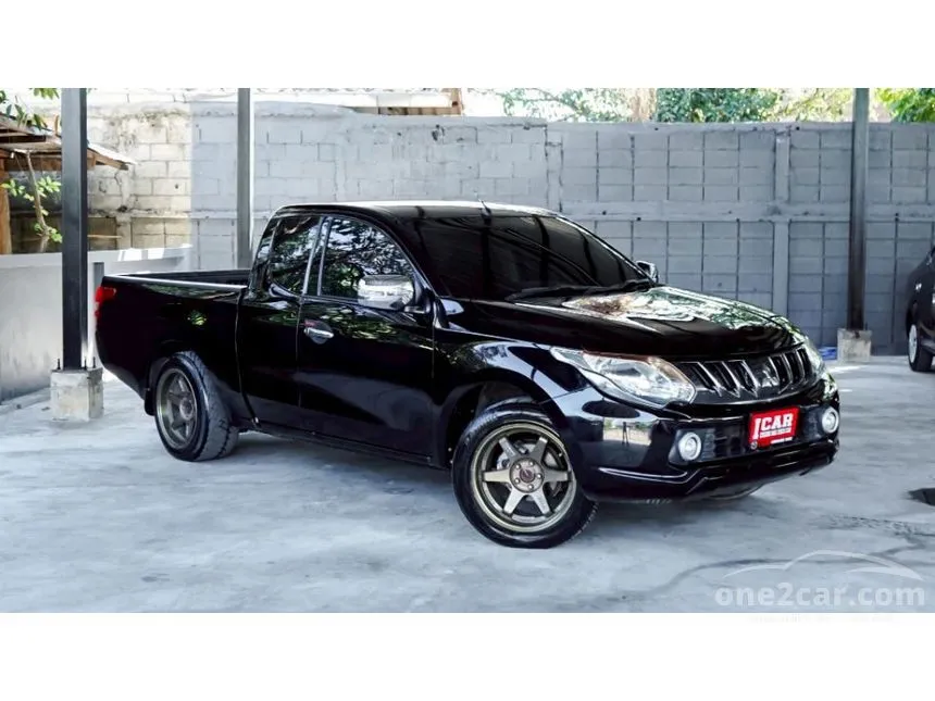 2018 Mitsubishi TRITON GLX Mega Cab Pickup