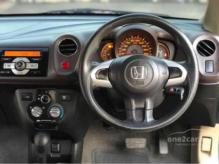 2013 Honda Brio AMAZE V Sedan