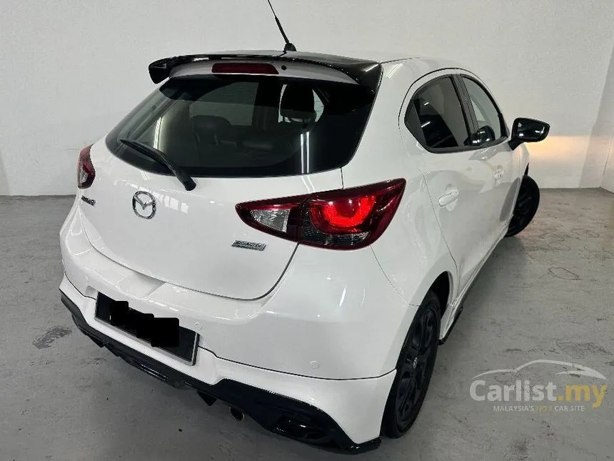 2014 Mazda 2 SKYACTIV Hatchback