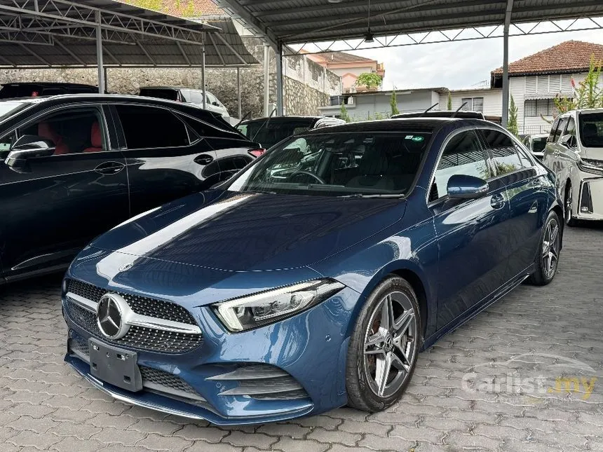 2022 Mercedes-Benz A180 AMG Line Sedan