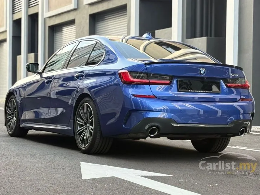 2022 BMW 330i M Sport Driving Assist Pack Sedan