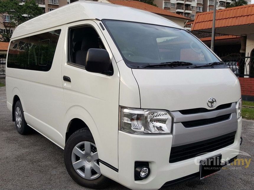 Тойота hiace 2015