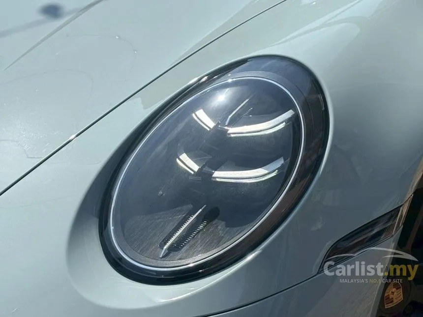 2025 Porsche 911 Carrera Coupe