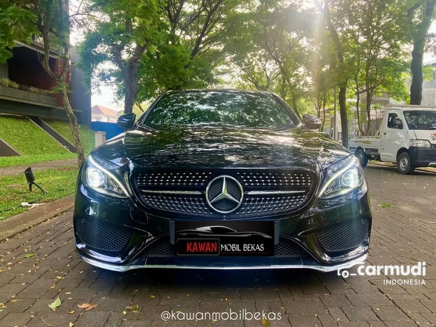 2018 Mercedes-Benz C200 AMG Sedan