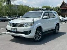 2013 Toyota FORTUNER 3.0 (ปี 12-15) V 4WD SUV