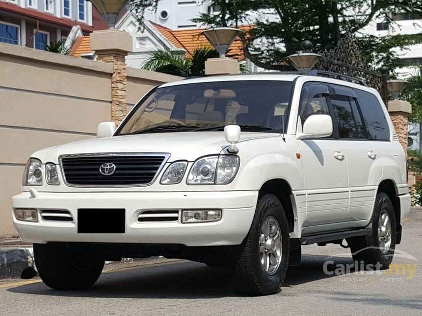 Toyota land cruiser cygnus