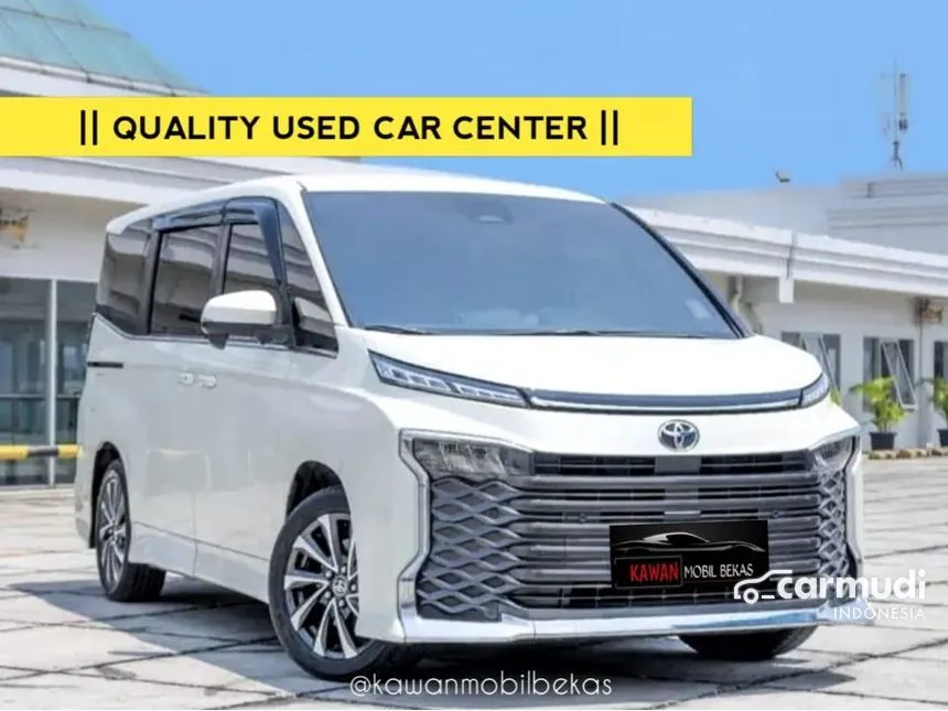 2022 Toyota Voxy Van Wagon