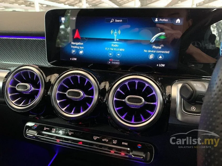 2020 Mercedes-Benz GLB250 4MATIC AMG Line SUV