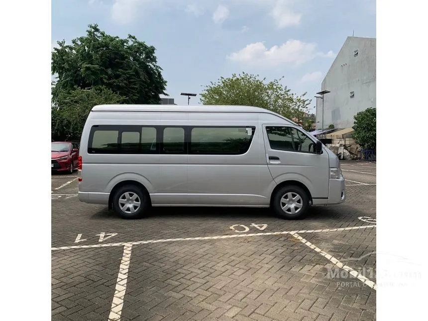 2026 Toyota Hiace Commuter Van