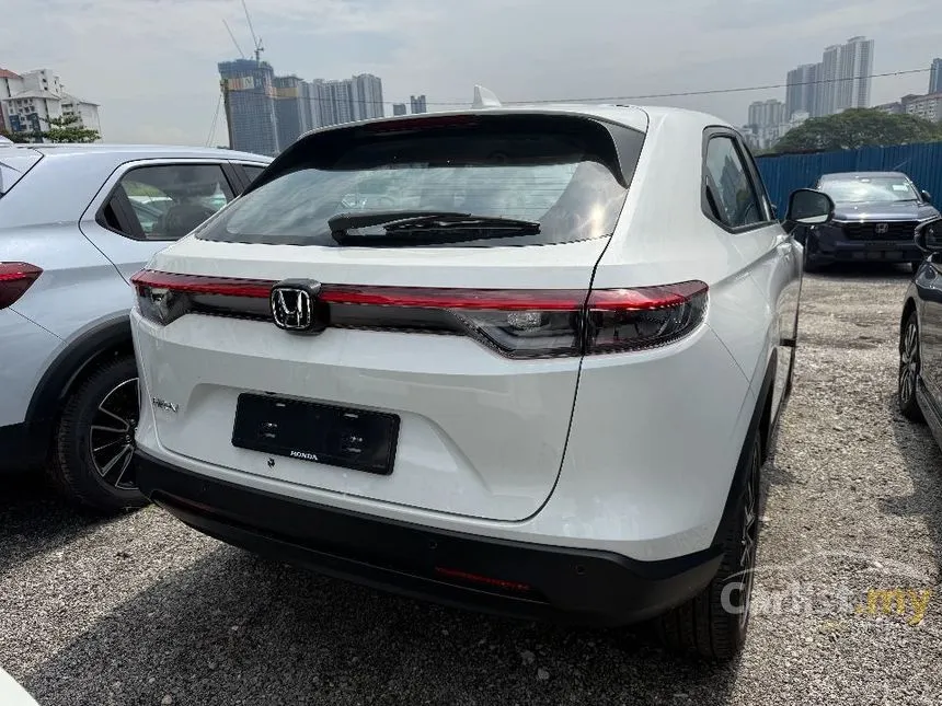 2026 Honda HR-V S SUV