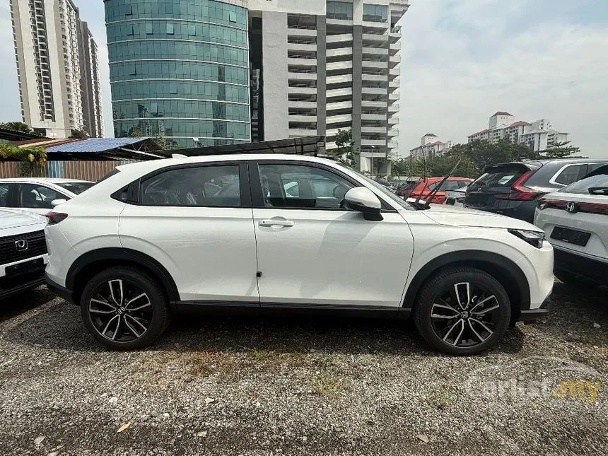 2026 Honda HR-V S SUV